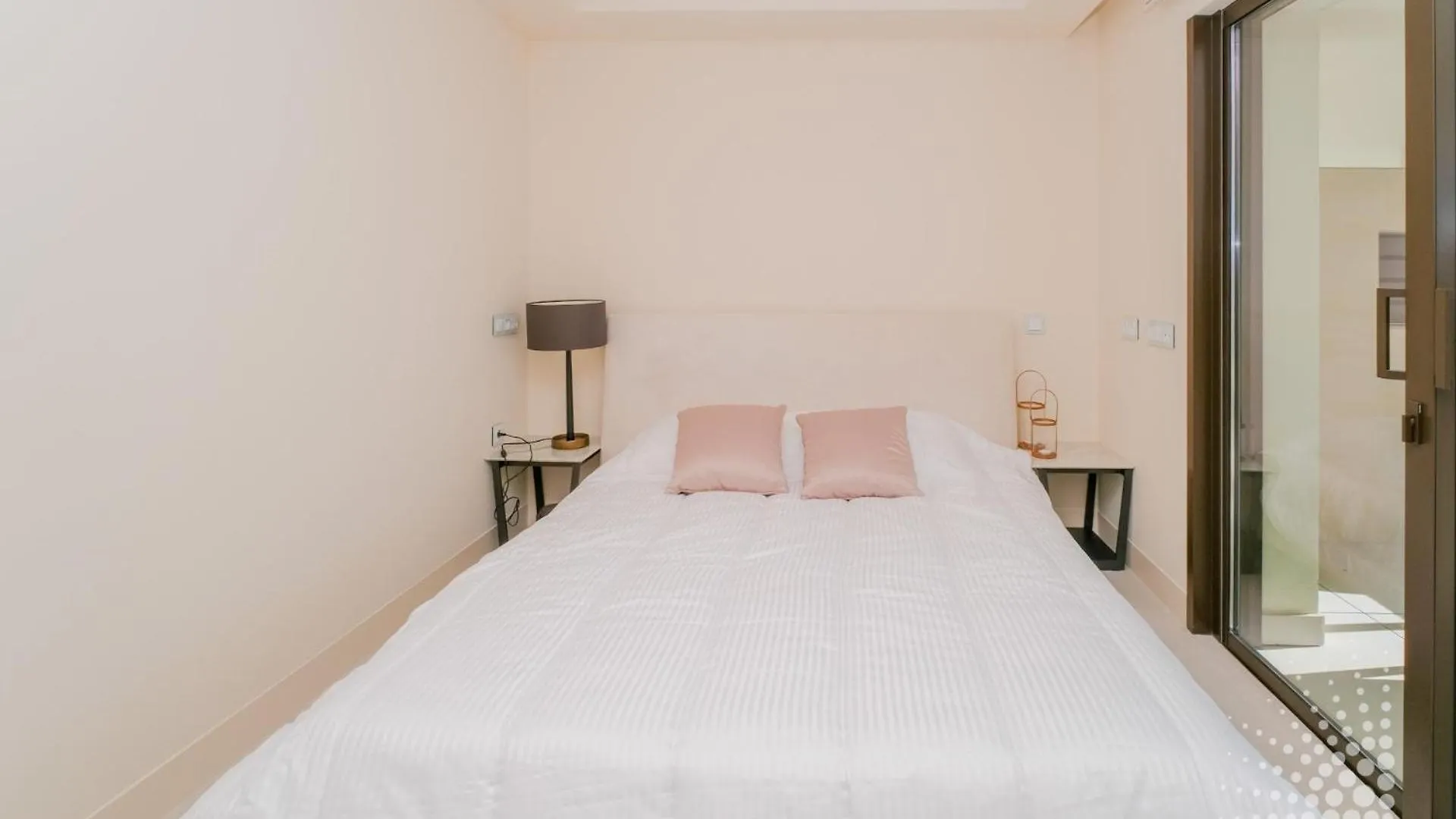 Lujoso Apartamento En 1ª Linea Estepona 0*,  Spain