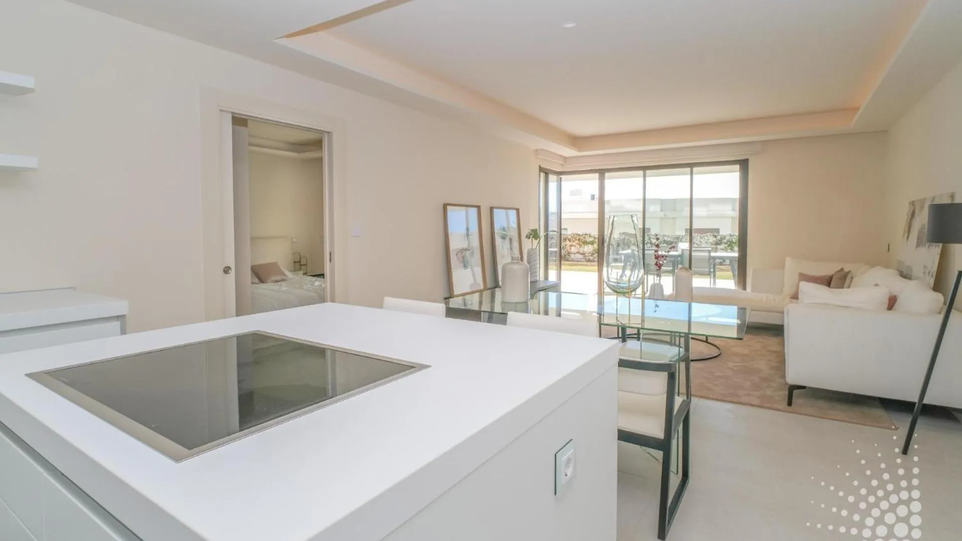 Lujoso Apartamento En 1ª Linea Estepona