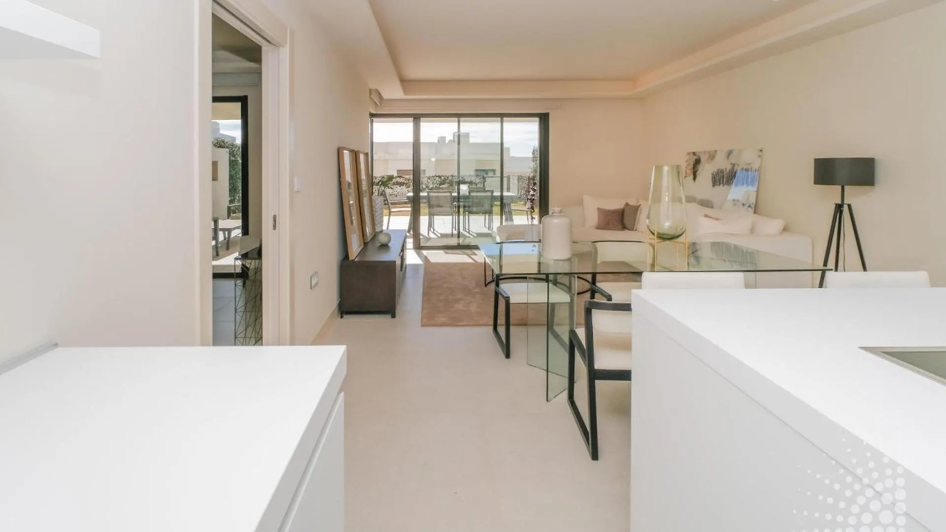 Lujoso Apartamento En 1ª Linea Estepona 0*,  Spain